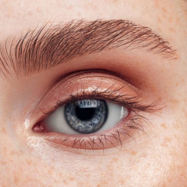 Beautiful woman. Close-up. Soft make-up.